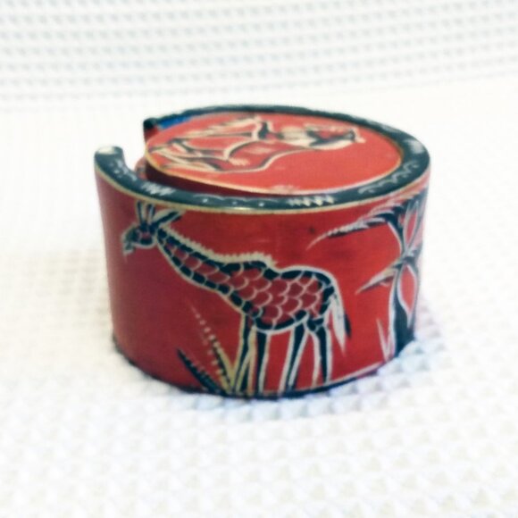 African Animals Hand Carved Kisii Soapstone Coasters-Set of 6-Black/Red/White - Picture 5 of 11